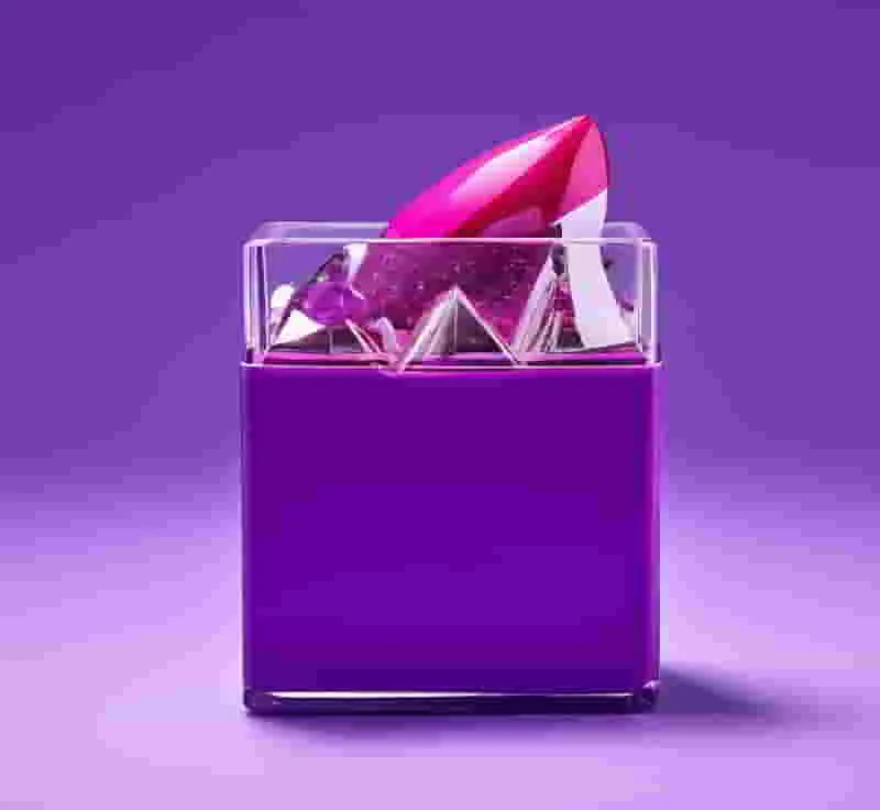 What are the different finishes available for bespoke nail polish packaging?