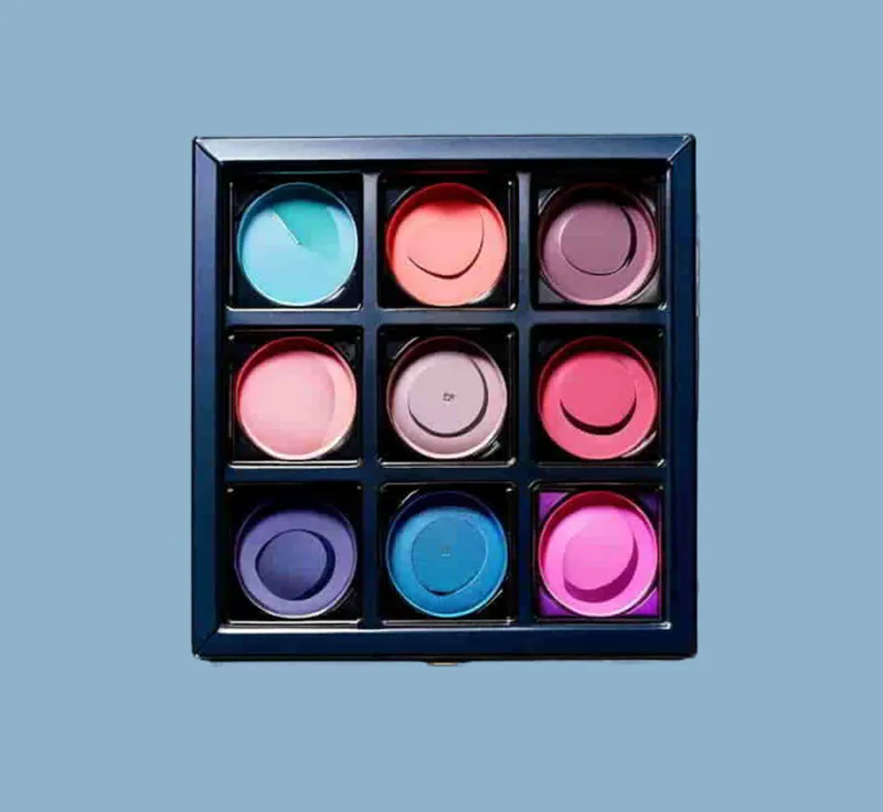How can I customize eyeshadow packaging?